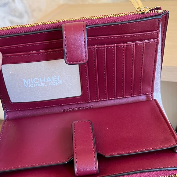 Michael Kors Mercer Signature Satchel handbag/Wallet option NWT - Picture 14 of 15